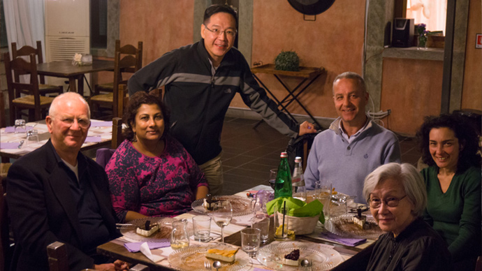Our collaborators get to know our clients very well! Dinner together with our clients and collaborators in Viterbo