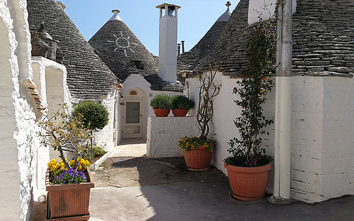 Nowhere else can you see trulli except in Puglia Trulli